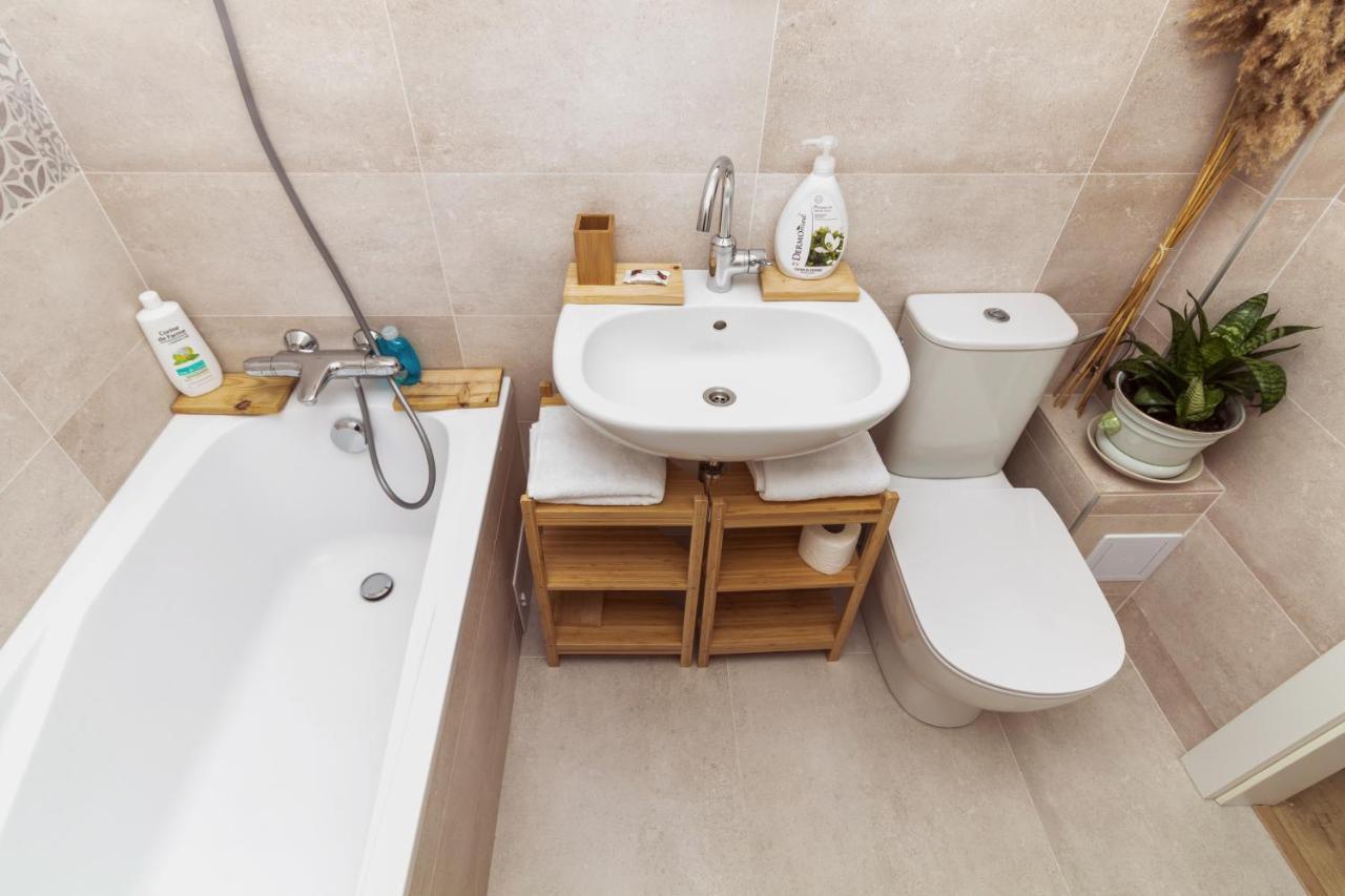 Apartamentul Cu Plante Etaj 4 Mangalia Extérieur photo