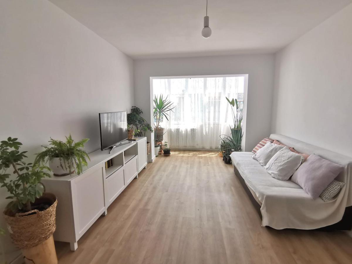 Apartamentul Cu Plante Etaj 4 Mangalia Extérieur photo