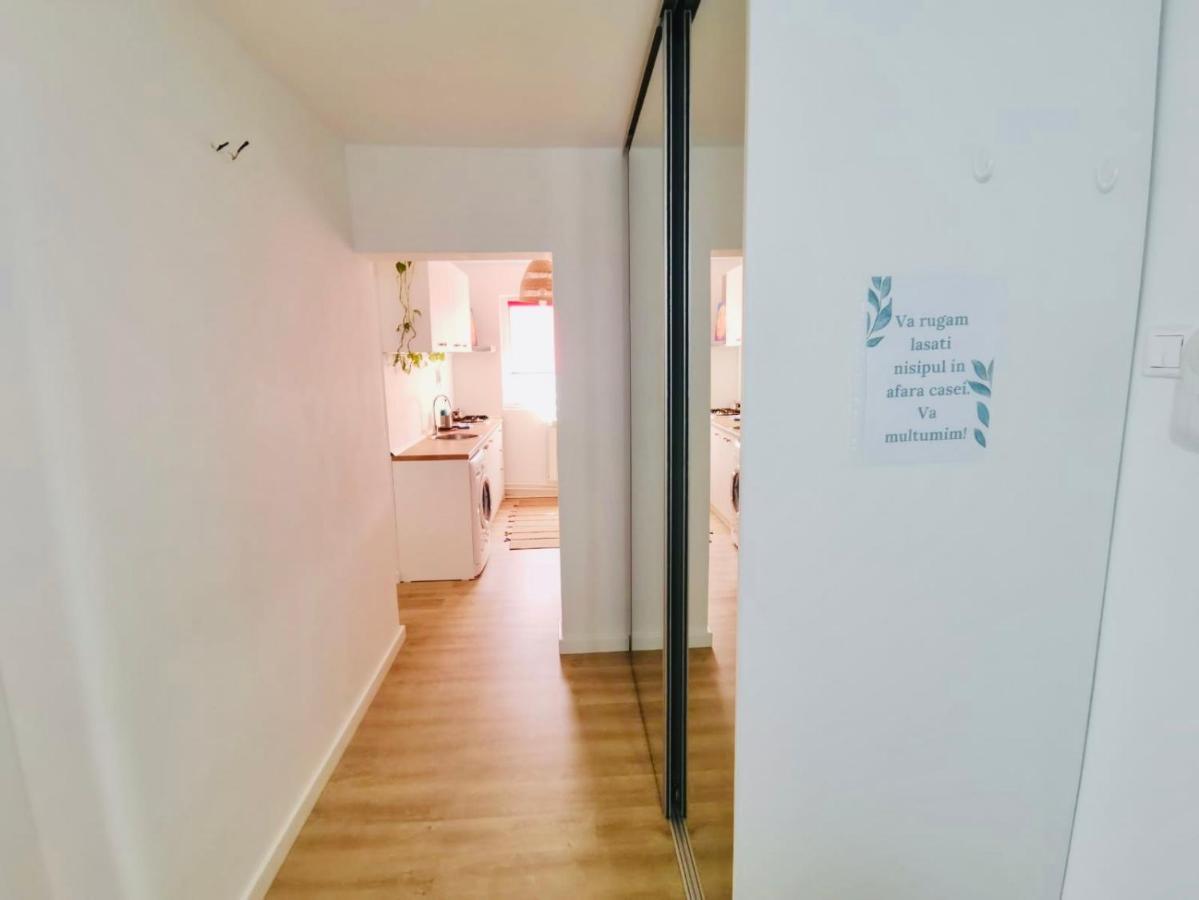 Apartamentul Cu Plante Etaj 4 Mangalia Extérieur photo
